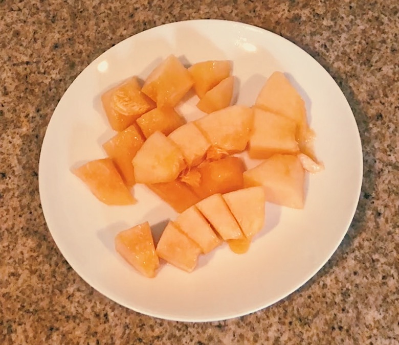 cut cantaloupe cubes