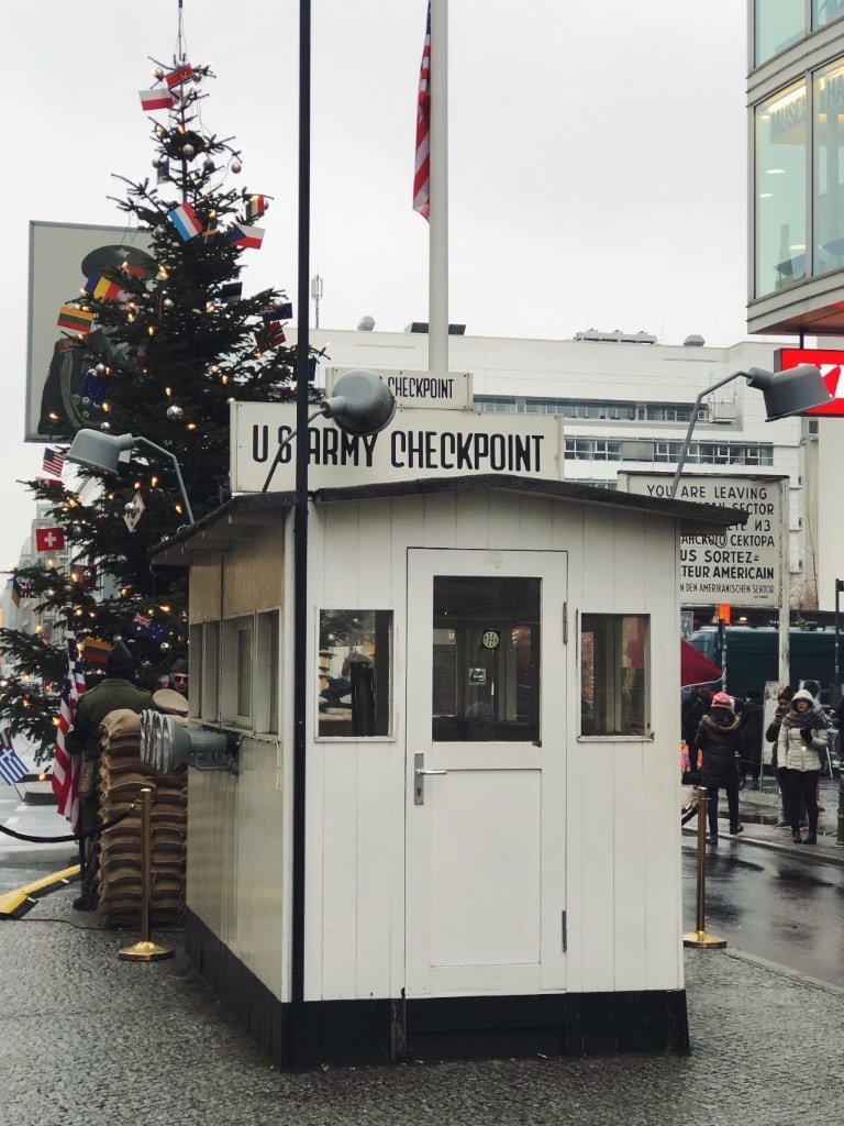 Checkpoint Charlie 