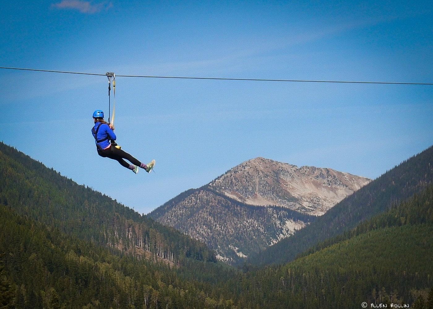 Mountain zip. Чункурчак зиплайн. Зиплайн Кезеной. Зиплайн Ереван. Зиплайн Цахкадзор.